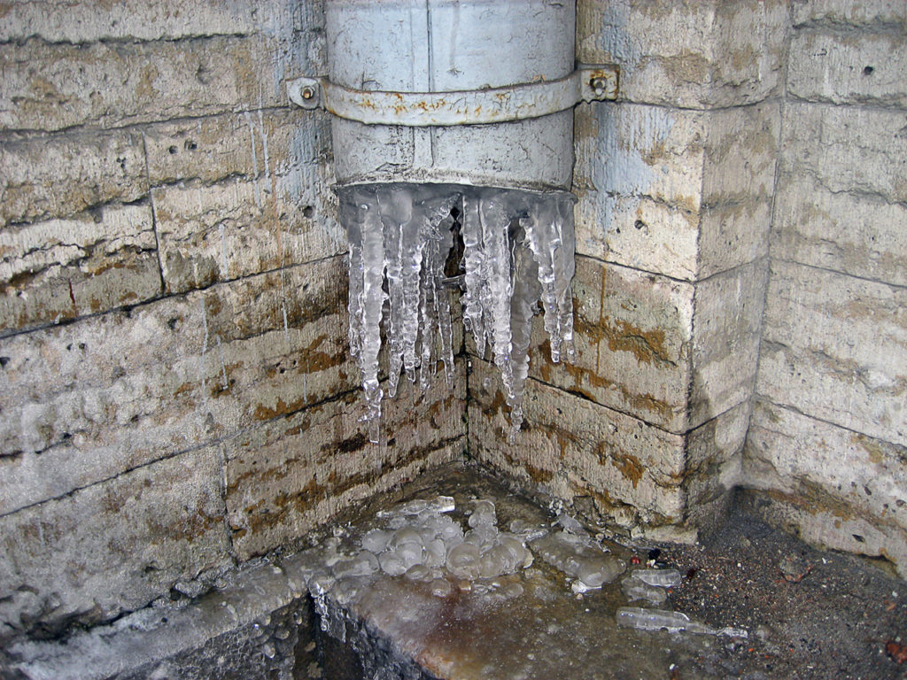 winter water damage, burst pipe